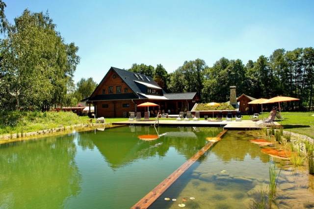 Seehotel-Arche-Noah-Ganzheitlich-Fit und -Wohl-Sein / Seehotel-Burg-All-In -4-Sauna-Landschaft -Bade-Scheune -Bio-Natur-Pool -Kneipp-Anlage / Seehotel-Spreewald -Wellness-Urlaub / All-In -Arche-Noah-Wellness-Welt-Spreewald