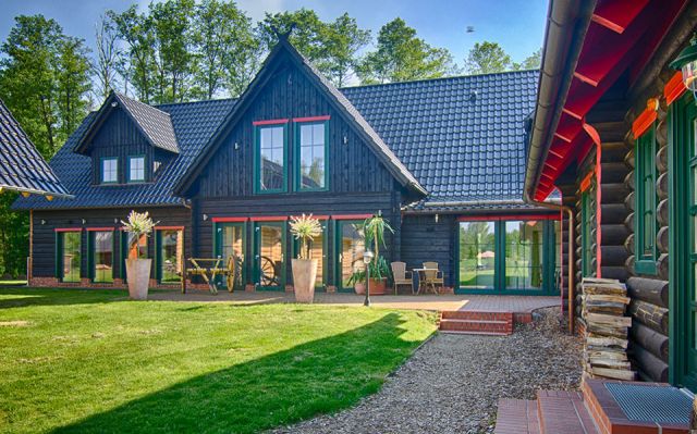 See-Hotel-Burg -Spreewälder-Familien-SPA-Wellness-Arche-Noah - Seehotel-In-Door-Out-Door - Seehotel-Burg -Familien-SPA-Wellness-Dorf -Spiel-Sport / Seehotel-Arche-Noah -Spreewald-Nature-SPA-Wellness-Welt All-In