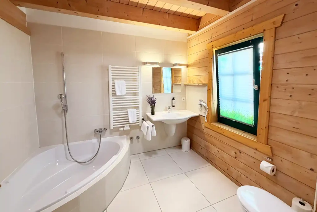 Seehotel Burg, Familiensuite, Bild 09