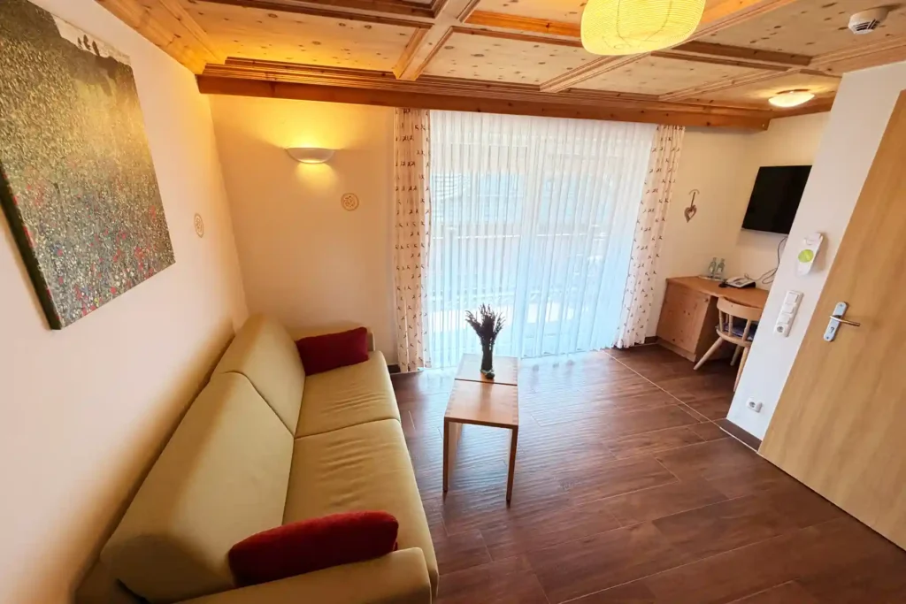 Seehotel Burg, Suite Zirbelhof, Bild 03