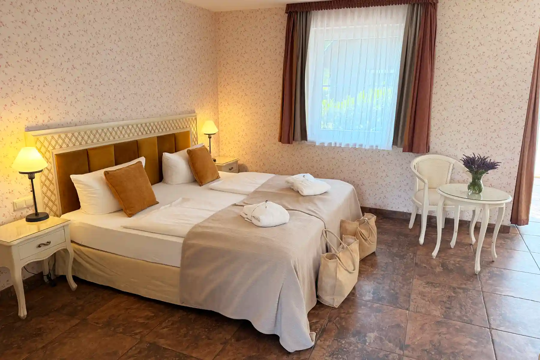 Seehotel Burg, Wellnesssuiten Dreiseitenhof, Bild 01