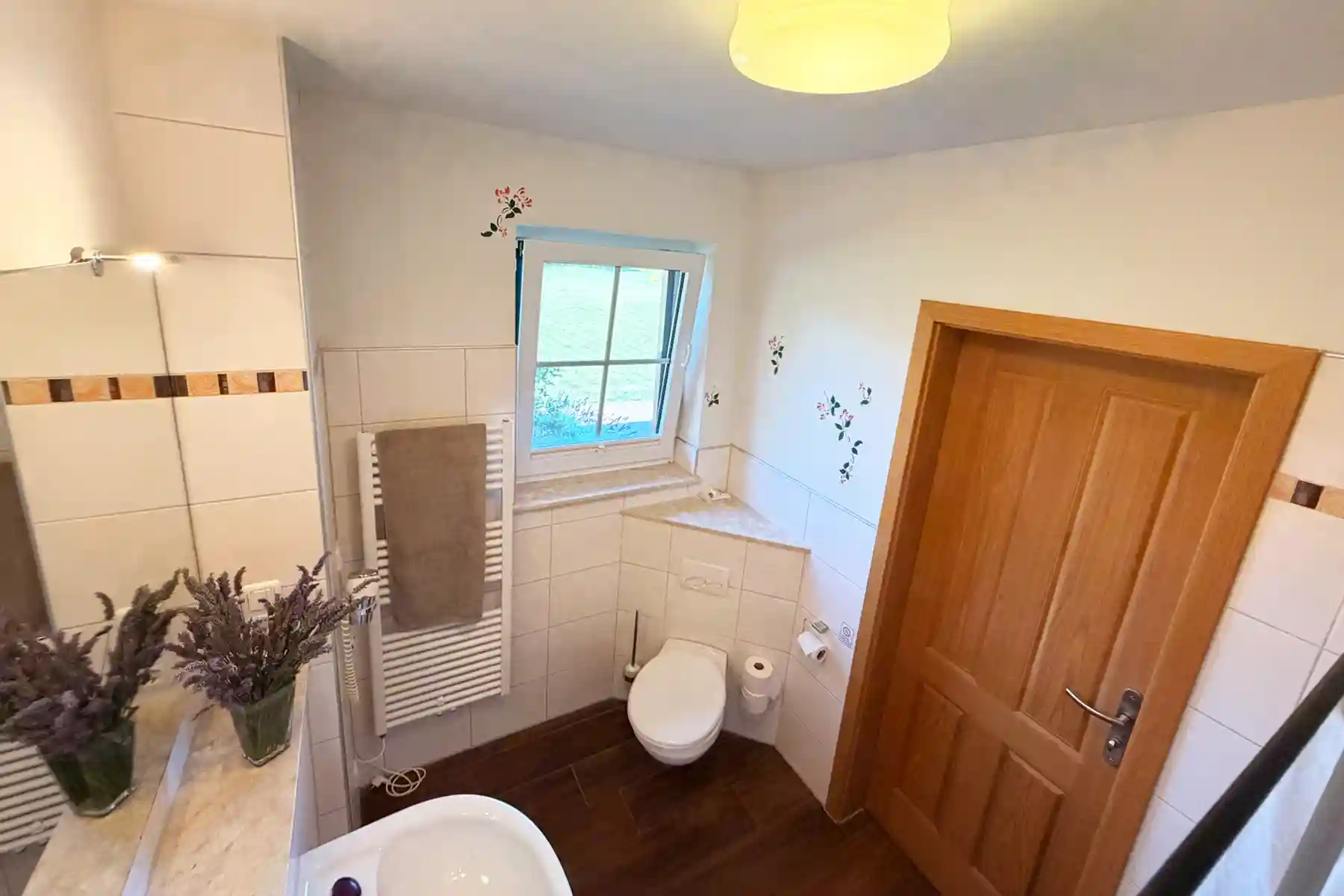 Seehotel Burg, Premiumzimmer Zirbel-Landhaus, Bild 06